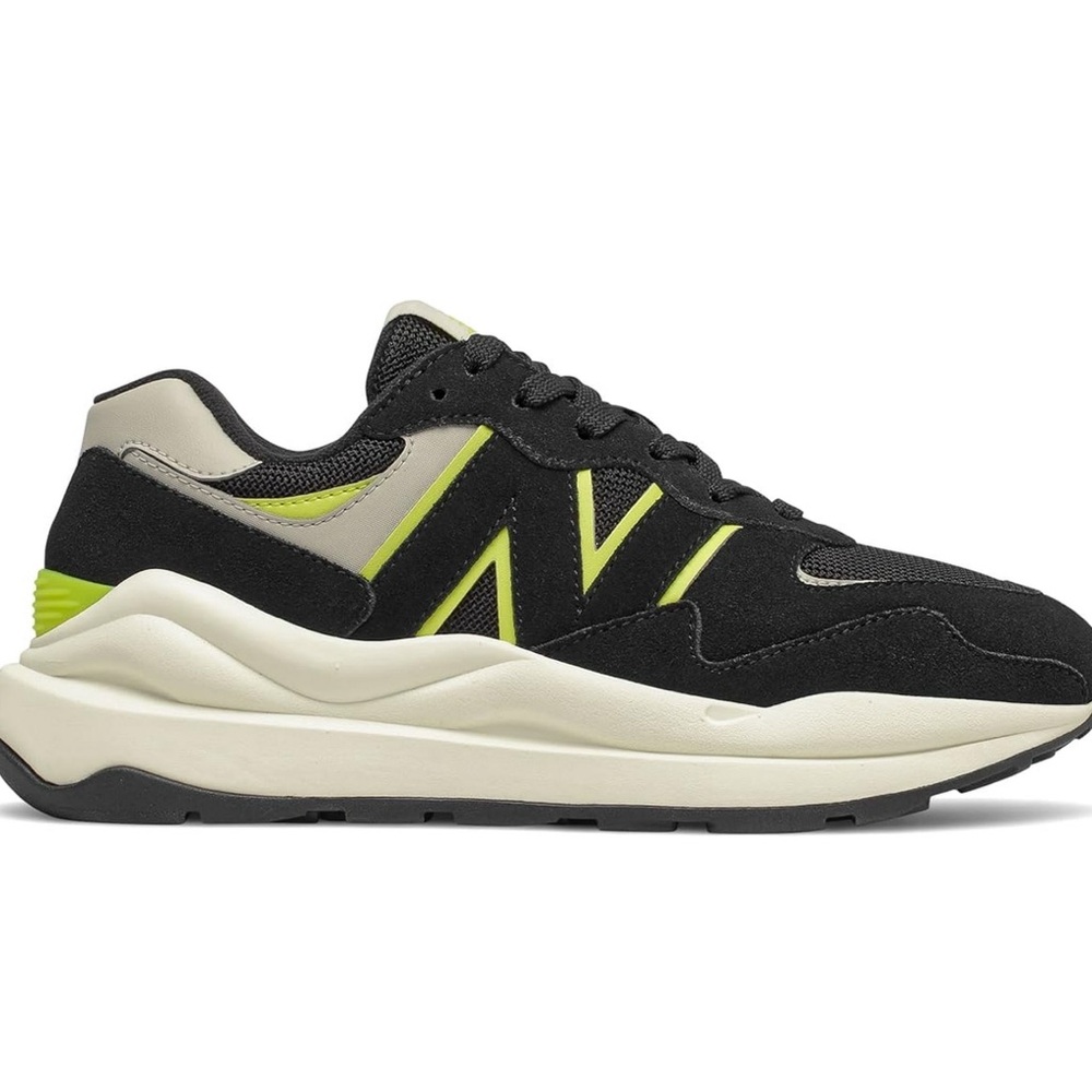 New Balance Black and Neon Green 57/40 Sneakers size 6w
